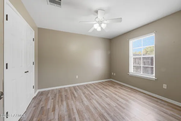 $1,000 | 1422 Southport Boulevard, Unit A, New Iberia, LA 70560