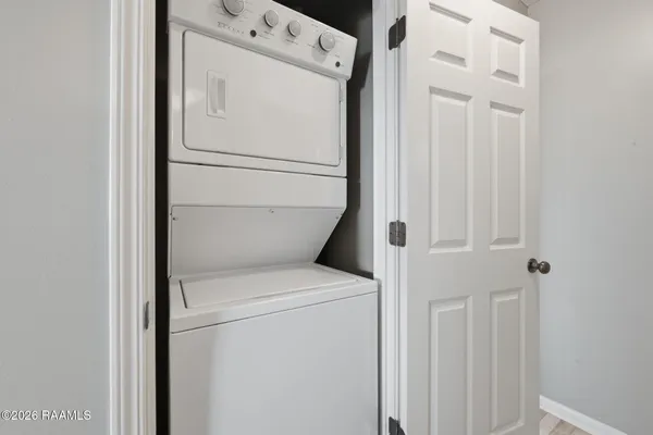 $1,000 | 1422 Southport Boulevard, Unit A, New Iberia, LA 70560