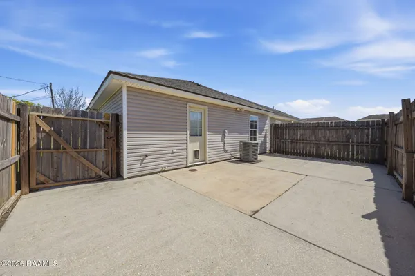 $1,000 | 1422 Southport Boulevard, Unit A, New Iberia, LA 70560