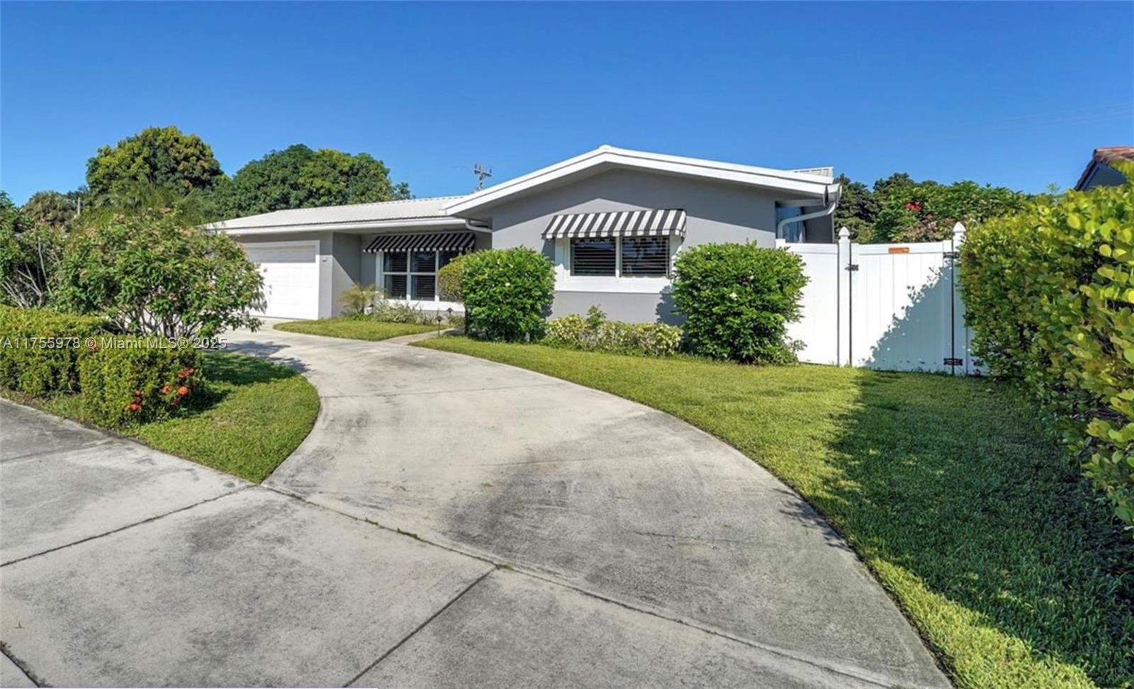 640 Northwest 12th Avenue Boca Raton, FL 33486 - Photo 26 of 27 Gallery Image 26