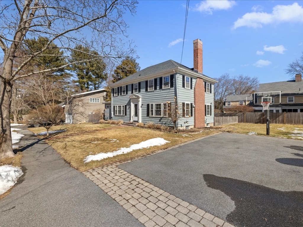 31 Estabrook Road Swampscott, MA 01907 - Photo 2 of 42 a front view of a house with a yard