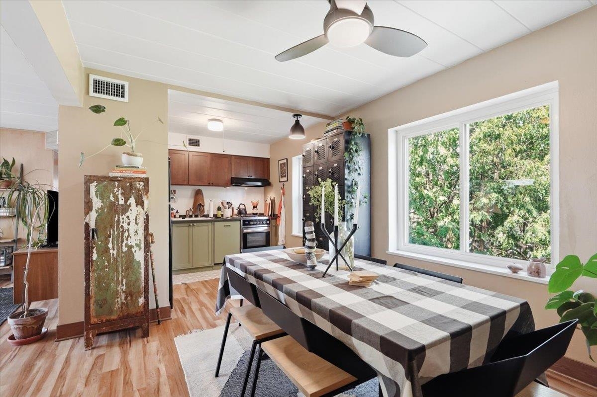 7 Sherman Terrace, Unit 5 Madison, WI 53704 - Photo 5 of 28