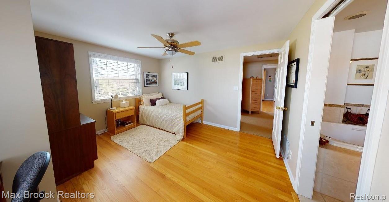 4146 Nearbrook Road Bloomfield Hills, MI 48302 - Photo 43 of 67 Bedroom Two.jpg