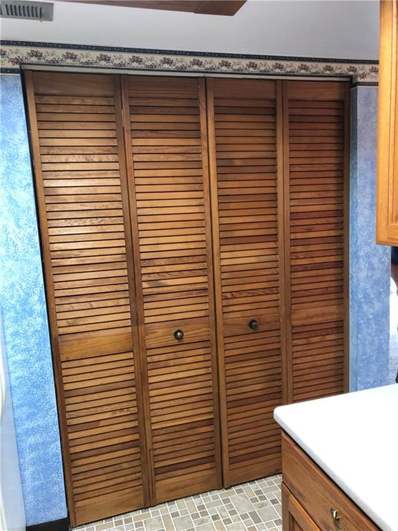 3954 Braddock Road Indianapolis, IN 46268 - Photo 18 of 27 Gallery Image 18