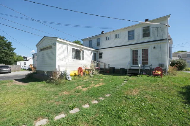 $425,000 | 22 State Street, Rockland, ME 04841