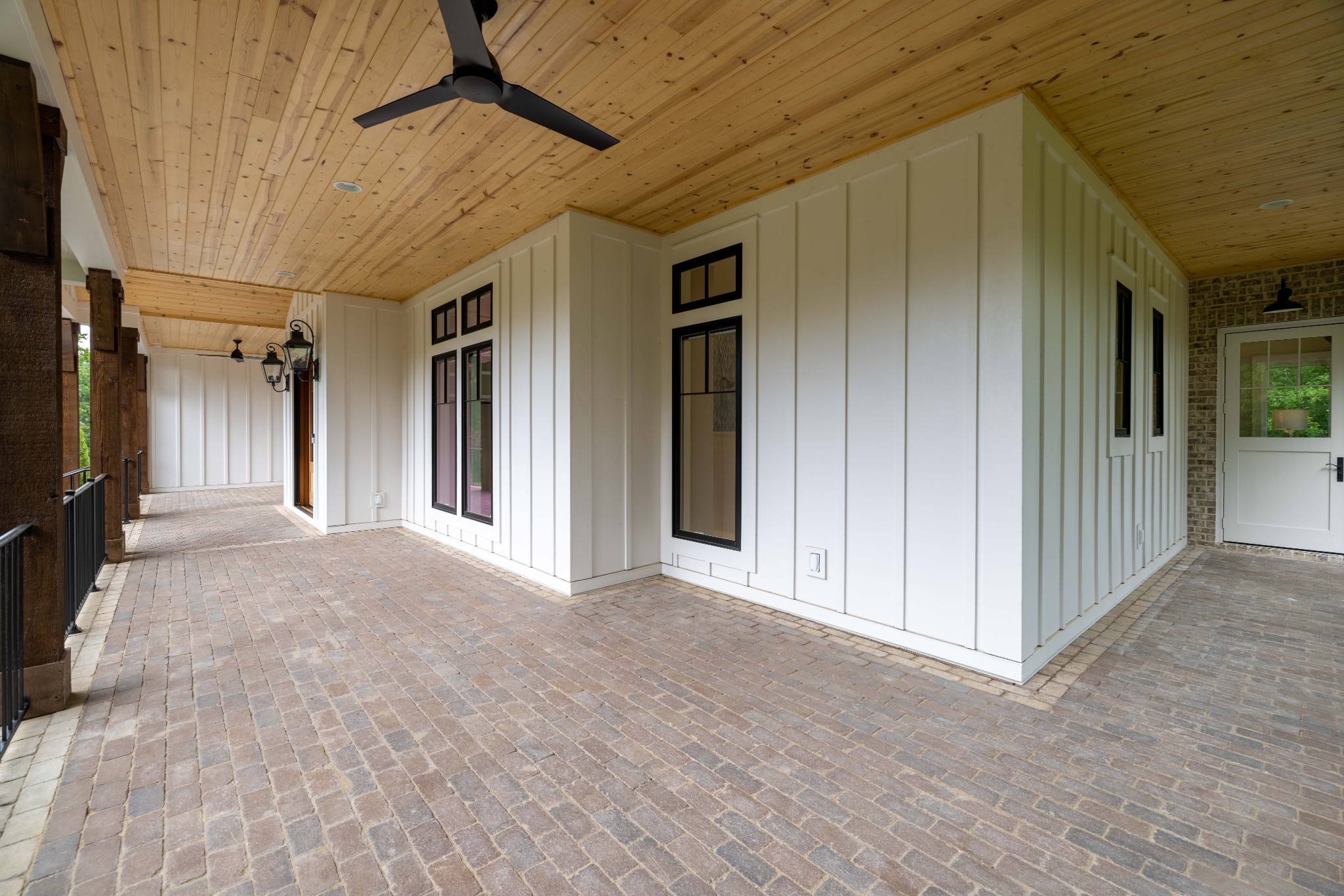 1442 Coleman Road Franklin, TN 37064 - Photo 49 of 63 a view of a hallway with wooden shelves