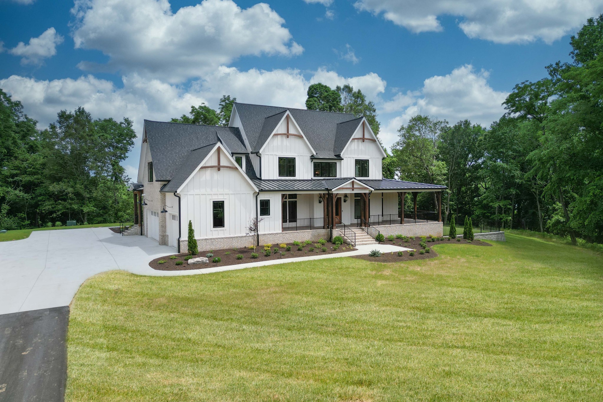 1442 Coleman Road Franklin, TN 37064 - Photo 60 of 63 a front view of house with garden