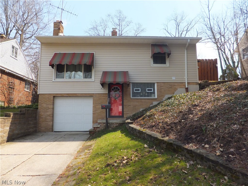 4111 Ridgeview Road Cleveland, OH 44144 - Photo 1 of 25 Gallery Image 1