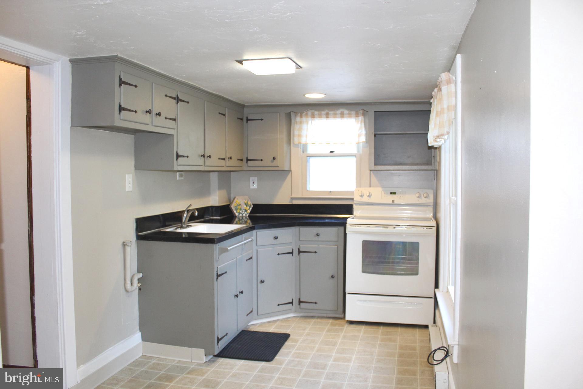 67 West Main Street Windsor, PA 17366 - Photo 14 of 35