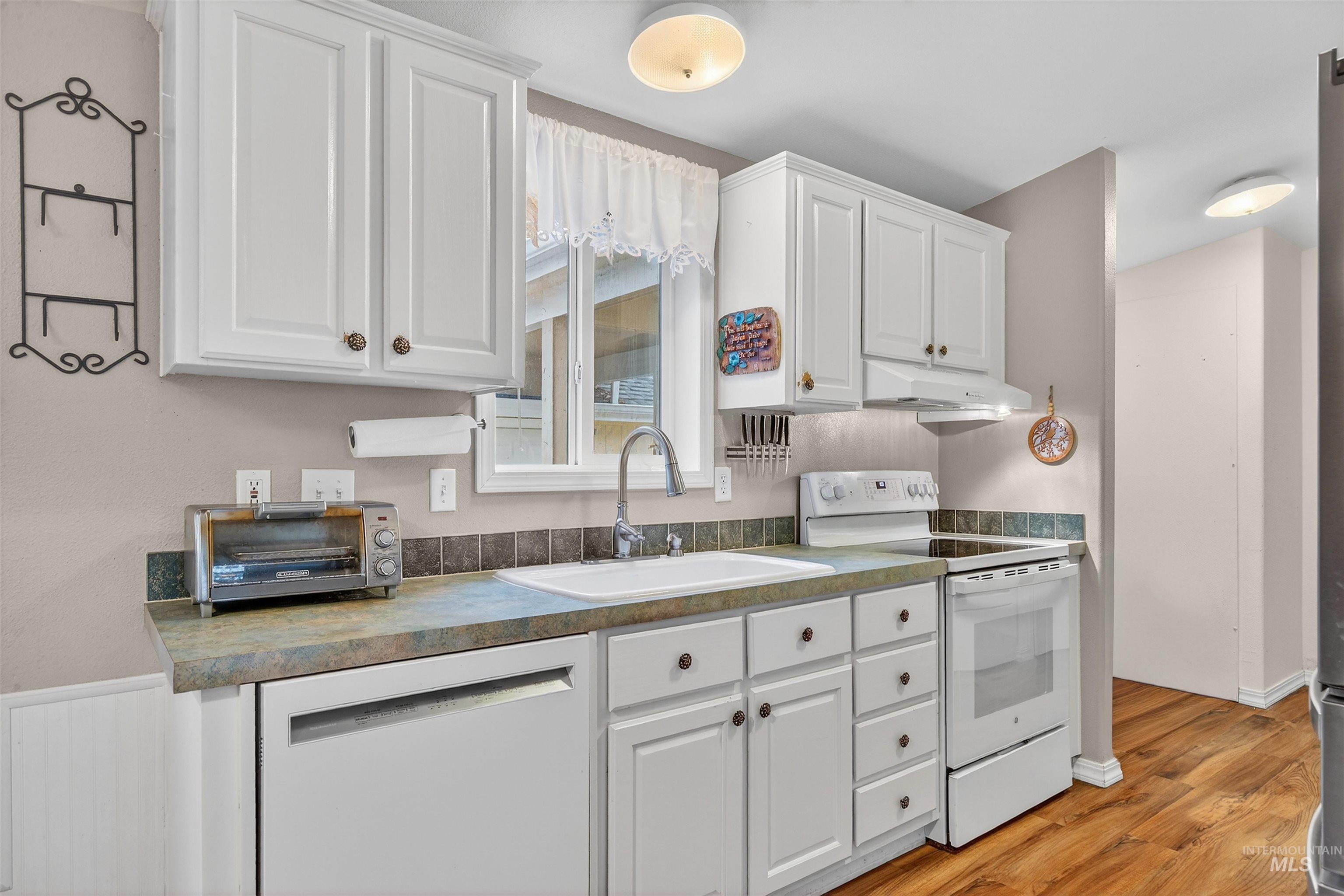 406 Main Street Kendrick, ID 83537 - Photo 6 of 33