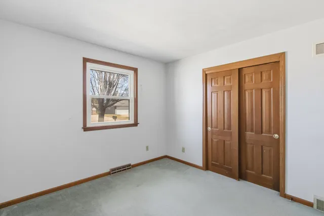 $270,000 | 2315 North Claremont Drive, Janesville, WI 53545