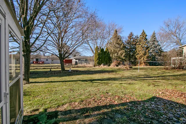 $270,000 | 2315 North Claremont Drive, Janesville, WI 53545