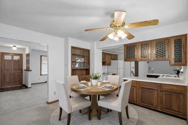 $270,000 | 2315 North Claremont Drive, Janesville, WI 53545