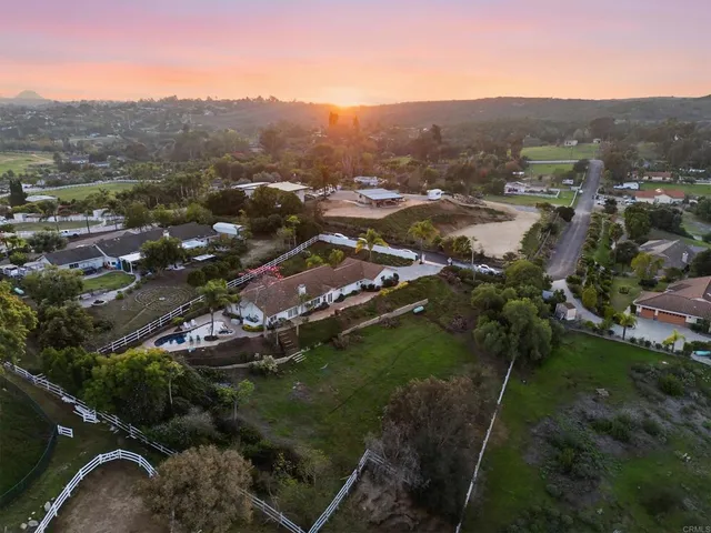 $1,250,000 | 2449 Trails End, Fallbrook, CA 92028