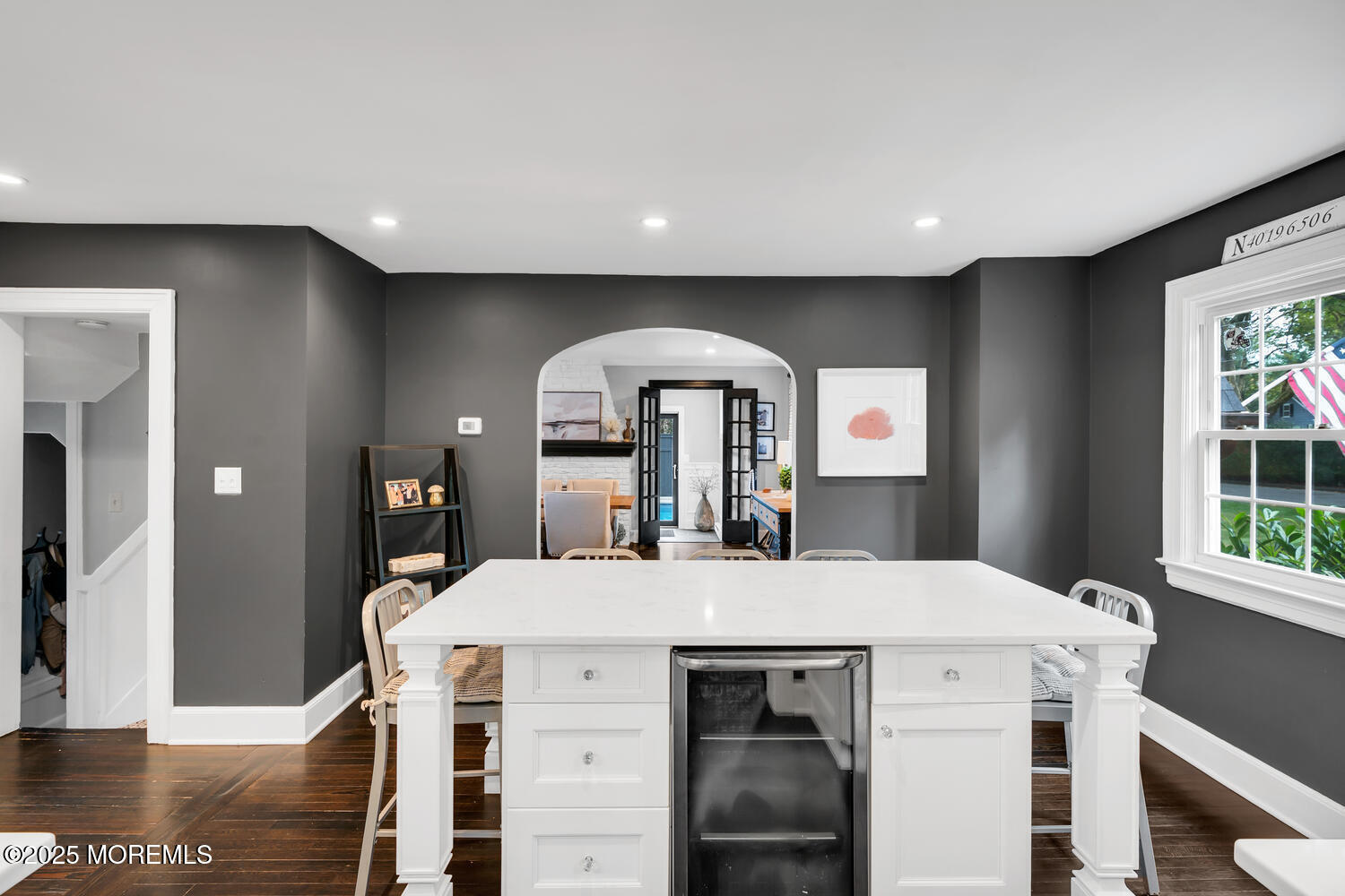 21 Buttonwood Drive Shrewsbury, NJ 07702 - Photo 20 of 86 a view of a dining room with furniture and a potted plant