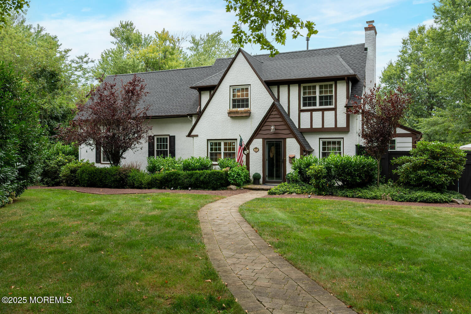 21 Buttonwood Drive Shrewsbury, NJ 07702 - Photo 3 of 86 21 Buttonwood Dr Shrewsbury NJ-large-002