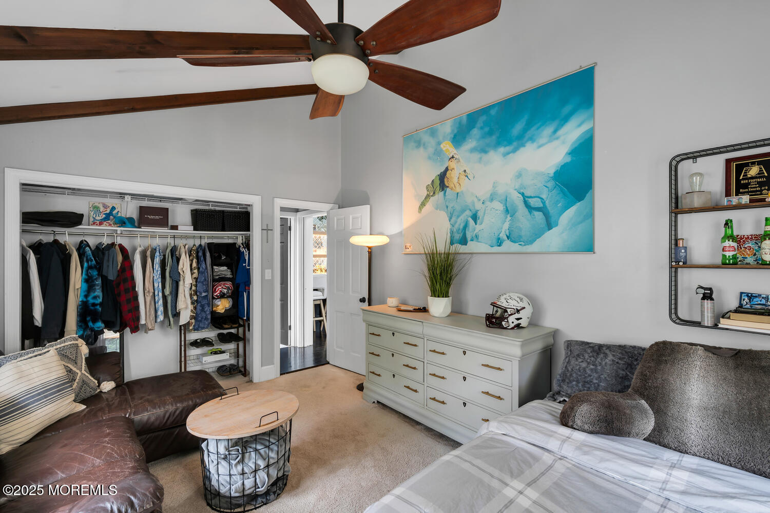 21 Buttonwood Drive Shrewsbury, NJ 07702 - Photo 34 of 86 a living room with furniture and a window