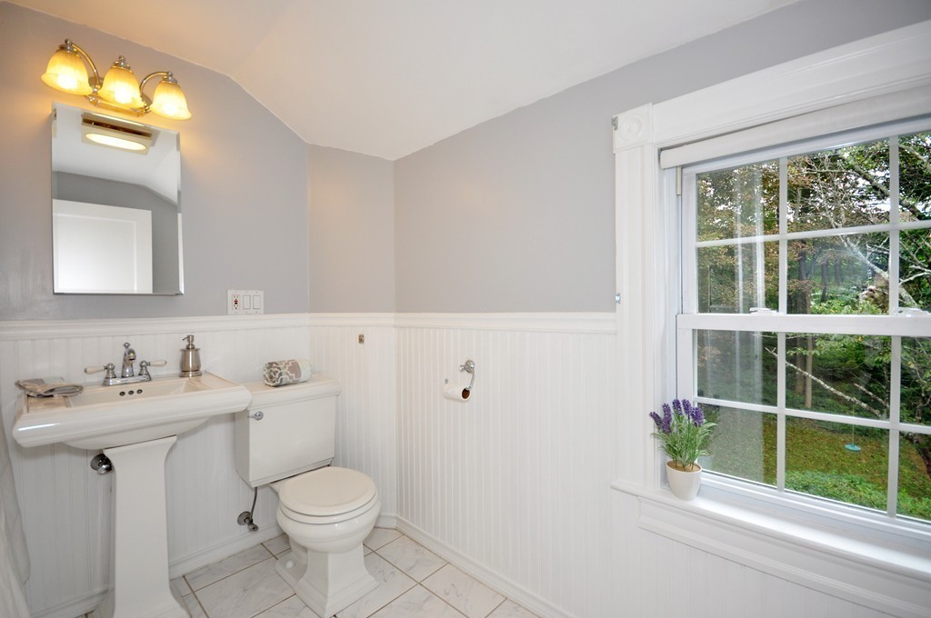 24 Joyce Road Medford, MA 02155 - Photo 21 of 29 Gallery Image 21