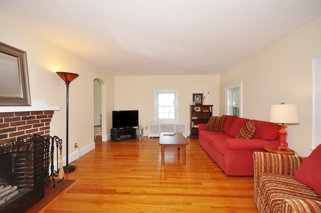 24 Joyce Road Medford, MA 02155 - Photo 5 of 29 Gallery Image 5