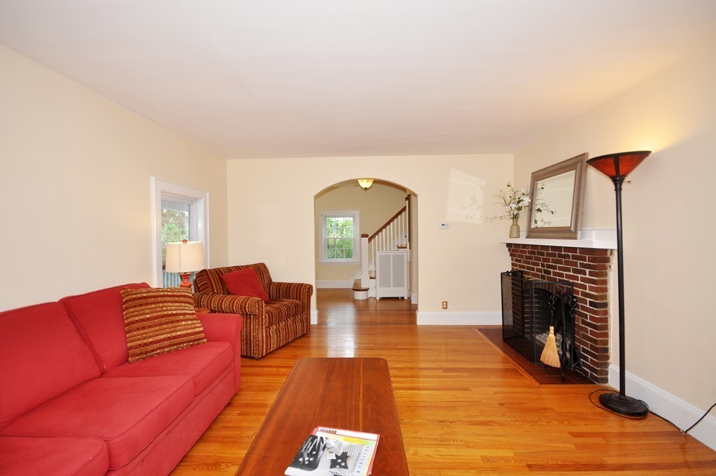 24 Joyce Road Medford, MA 02155 - Photo 8 of 29 Gallery Image 8