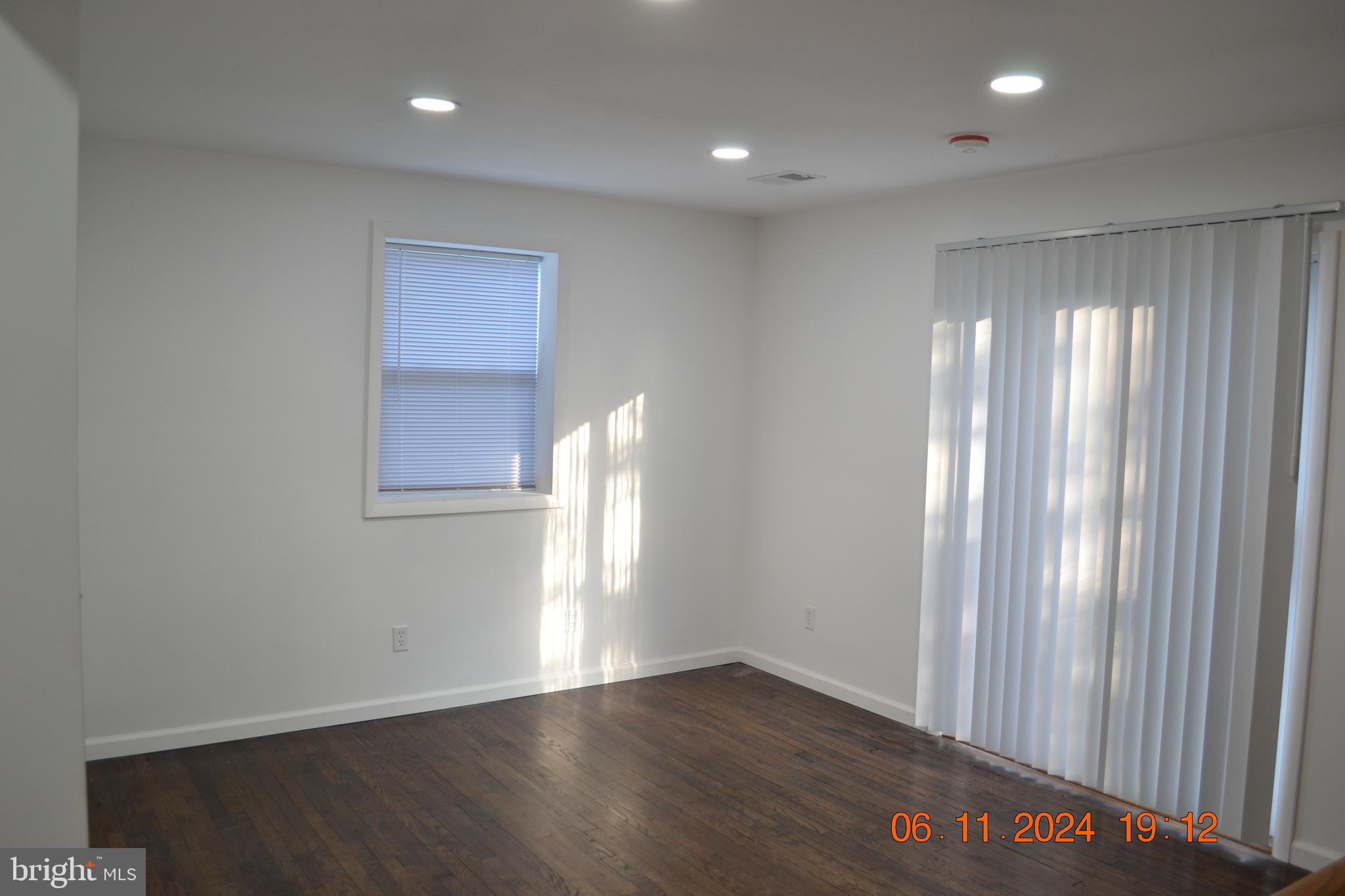 329 B Bar Harbor Road Pasadena, MD 21122 - Photo 4 of 25