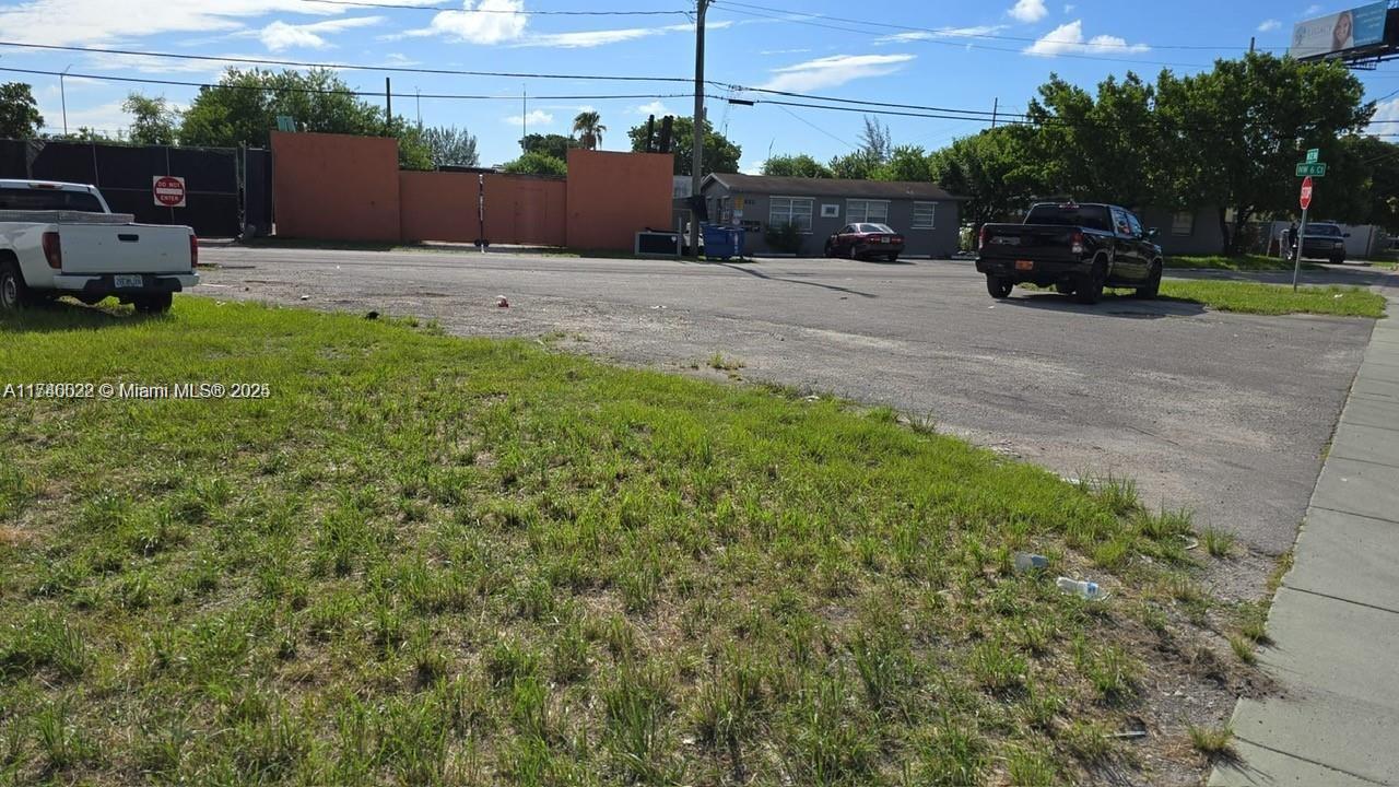 628 Northwest 22nd Road Fort Lauderdale, FL 33311 - Photo 2 of 8 a car parked in front of a house