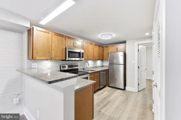 $2,150 | 1451 Harvard Street Northwest, Unit 1, Washington, DC 20009