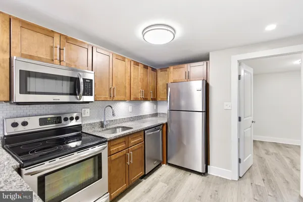 $2,150 | 1451 Harvard Street Northwest, Unit 1, Washington, DC 20009