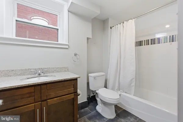 $2,150 | 1451 Harvard Street Northwest, Unit 1, Washington, DC 20009