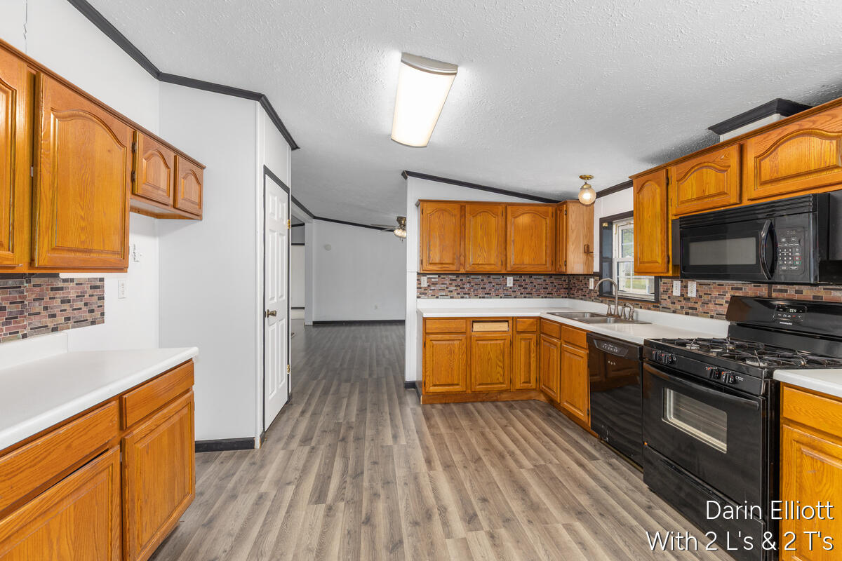 9203 Castle Road Sheridan, MI 48884 - Photo 12 of 40 9203-Castle_007
