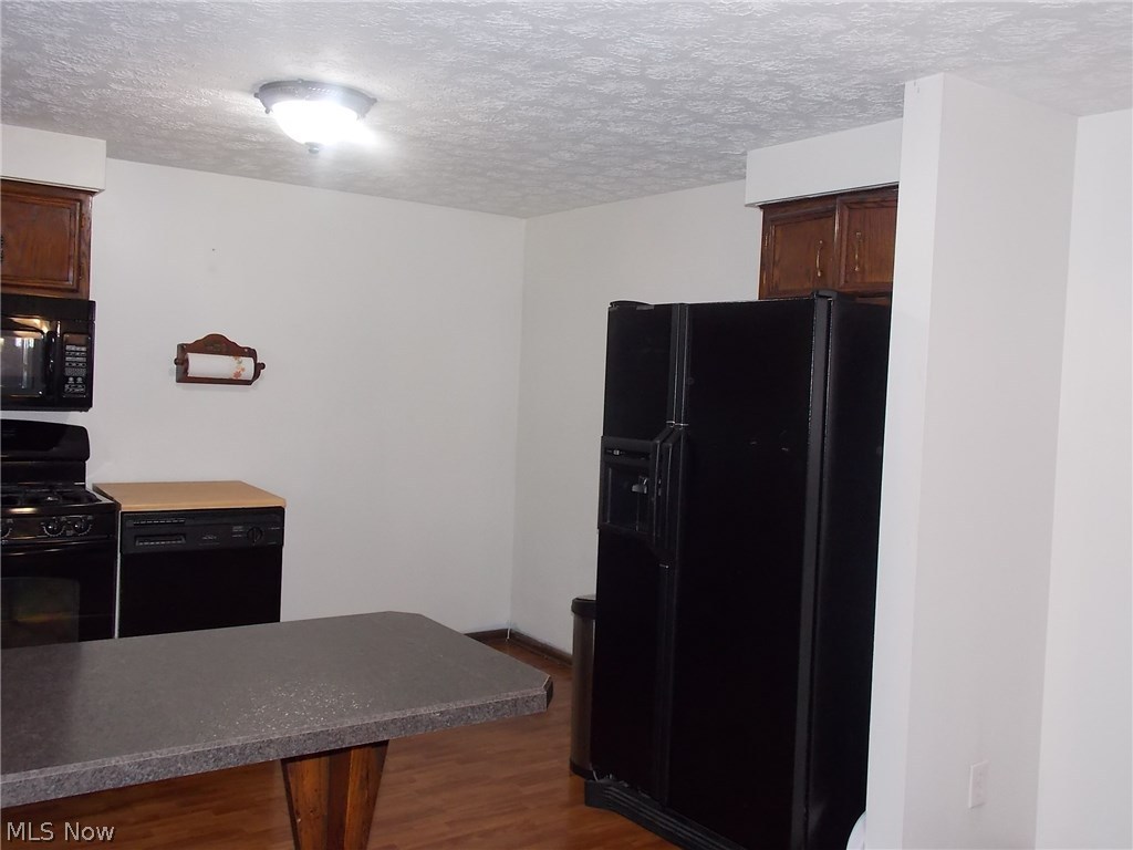 662 River Road Canal Fulton, OH 44614 - Photo 4 of 23 Gallery Image 4