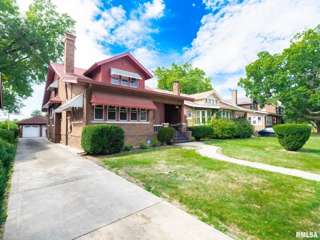 $155,000 | 2409 North Linn Street, Peoria, IL 61604