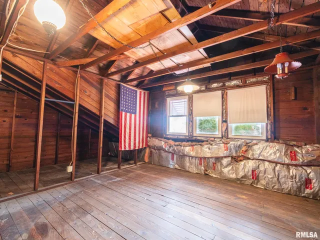 $155,000 | 2409 North Linn Street, Peoria, IL 61604