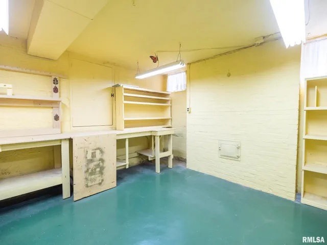 $155,000 | 2409 North Linn Street, Peoria, IL 61604