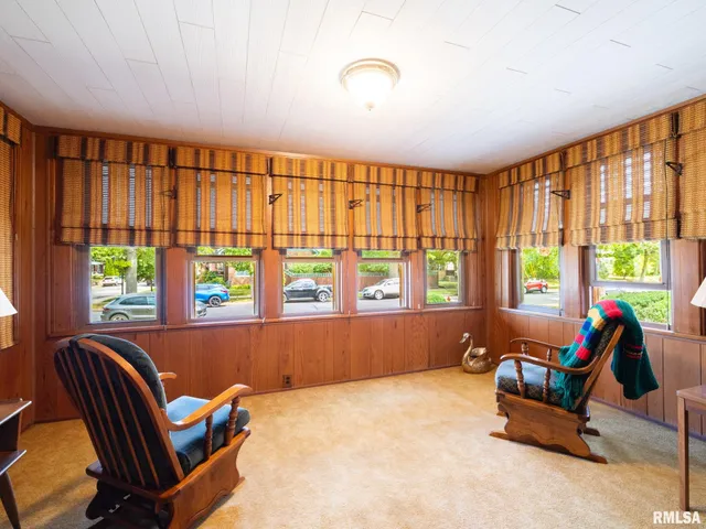 $155,000 | 2409 North Linn Street, Peoria, IL 61604