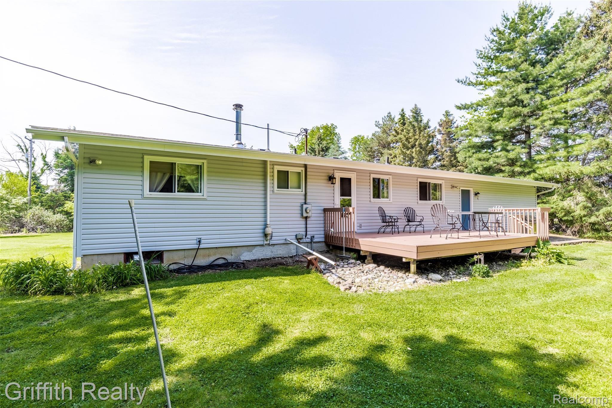 5395 Faussett Road Howell, MI 48855 - Photo 9 of 48 5395 Faussett-10.jpg