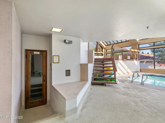 $1,700 | 3095 Lakeside Drive, Unit 305, Reno, NV 89509