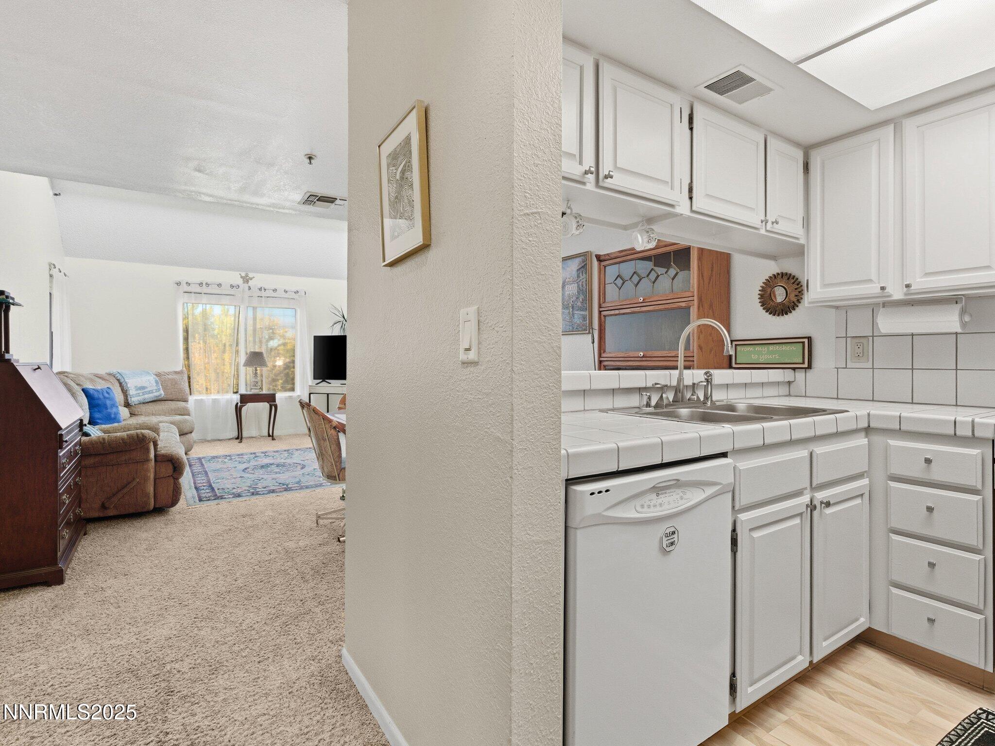 3095 Lakeside Drive, Unit 305 Reno, NV 89509 - Photo 5 of 30 3095 Lakeside Dr unit 305-101