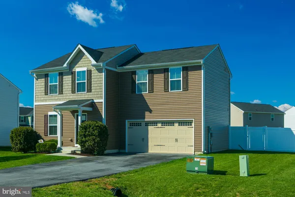 $387,500 | 29 Bedstraw Place, Bunker Hill, WV 25413