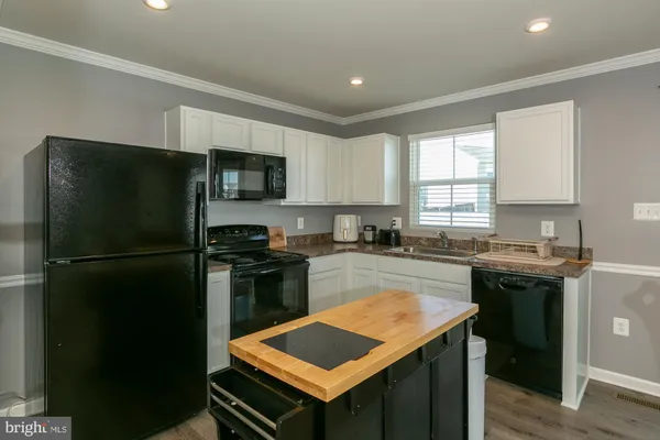 $387,500 | 29 Bedstraw Place, Bunker Hill, WV 25413