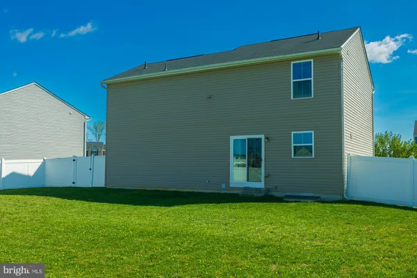 $387,500 | 29 Bedstraw Place, Bunker Hill, WV 25413