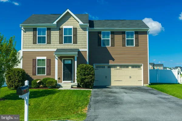 $387,500 | 29 Bedstraw Place, Bunker Hill, WV 25413