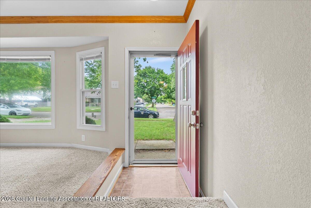 3261 Hepfer Road Lansing, MI 48911 - Photo 8 of 43 10-Media Jett - 23
