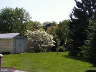 27 Leopard Road Berwyn, PA 19312 - Photo 2 of 4 Gallery Image 2
