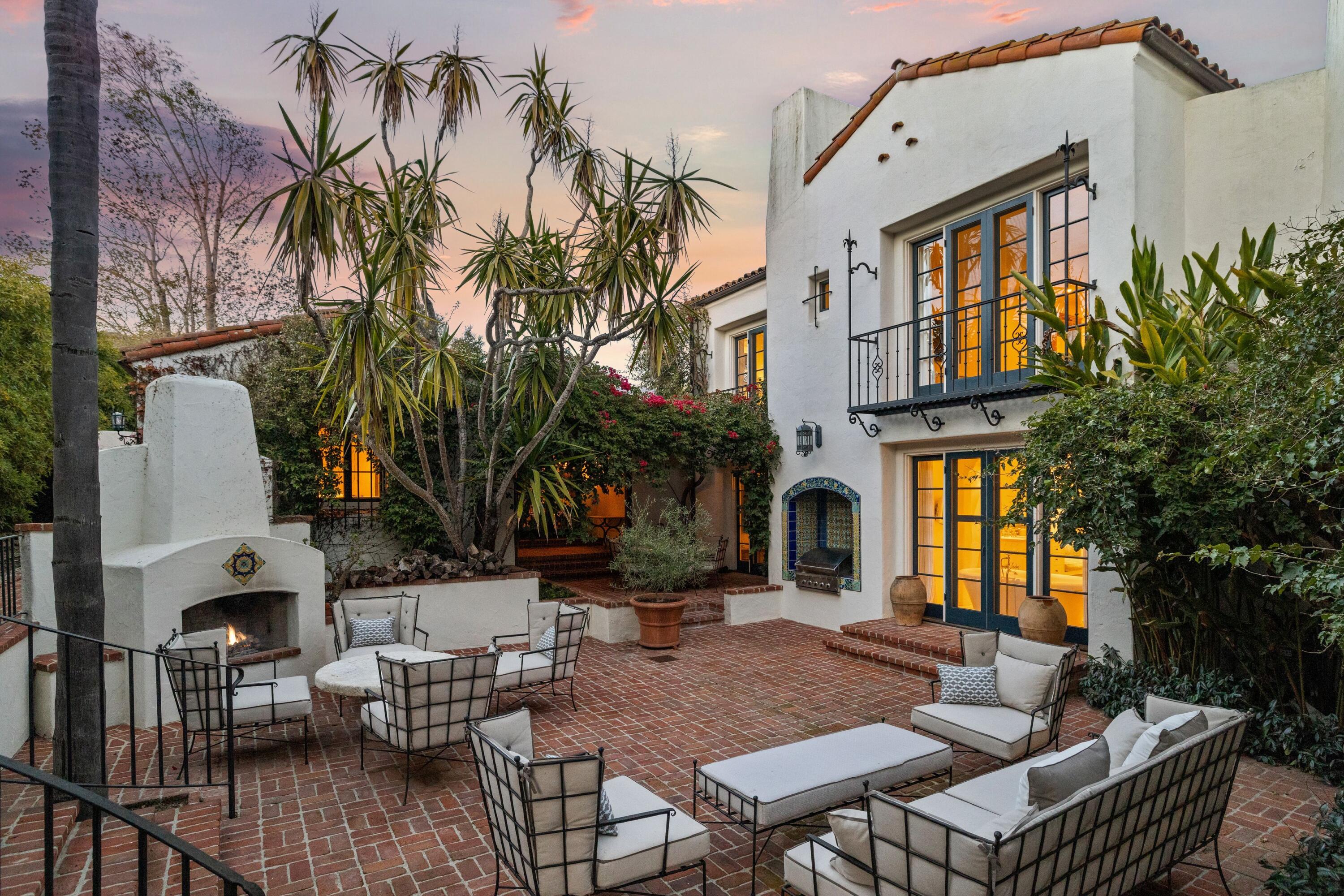 1284 Mesa Road Montecito, CA 93108 - Photo 22 of 26 Back Patio