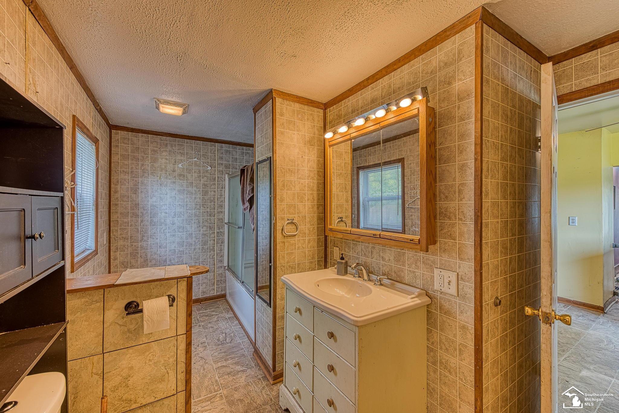 13908 Palmer Road Willis, MI 48191 - Photo 3 of 23 50083635-2.JPG