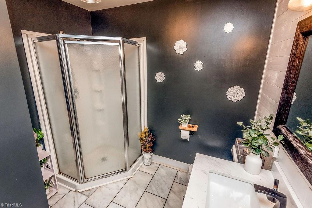 1397 South Lomax Road Ronda, NC 28670 - Photo 29 of 37 Gallery Image 29