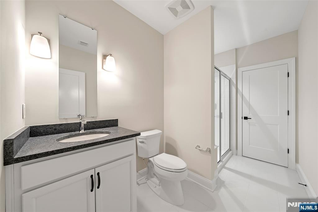 3 Azalea Lane Cedar Grove, NJ 07009 - Photo 27 of 39