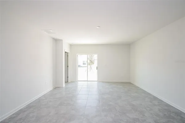 $2,295 | 1792 Foreman Road, Eagle Lake, FL 33839