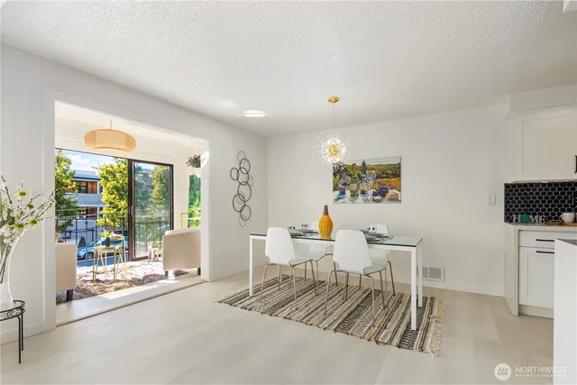 $450,000 | 22532 6th Avenue South, Unit A2, Seattle, WA 98198